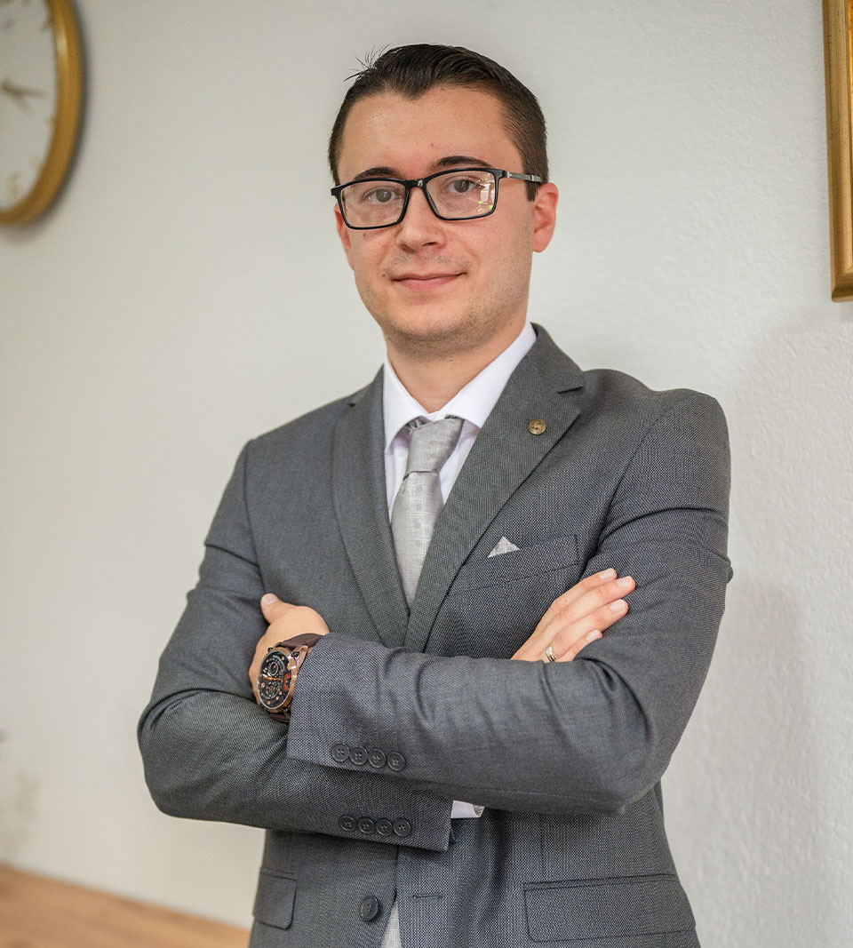 Advokat Brčko - Advokatska kancelarija Igor Đurić - title header - O meni